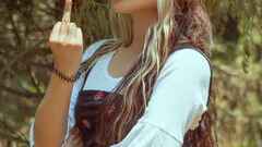 i CANT SHARE MY PINK SORRY NOT SOORY